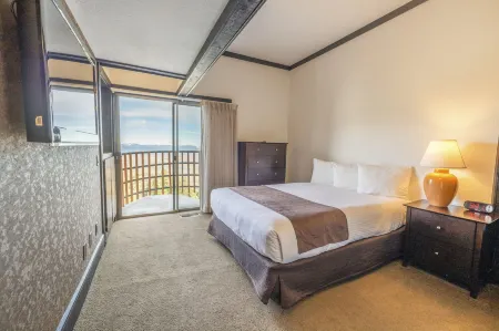 The Ridge Sierra Отели в г. Стейтлайн