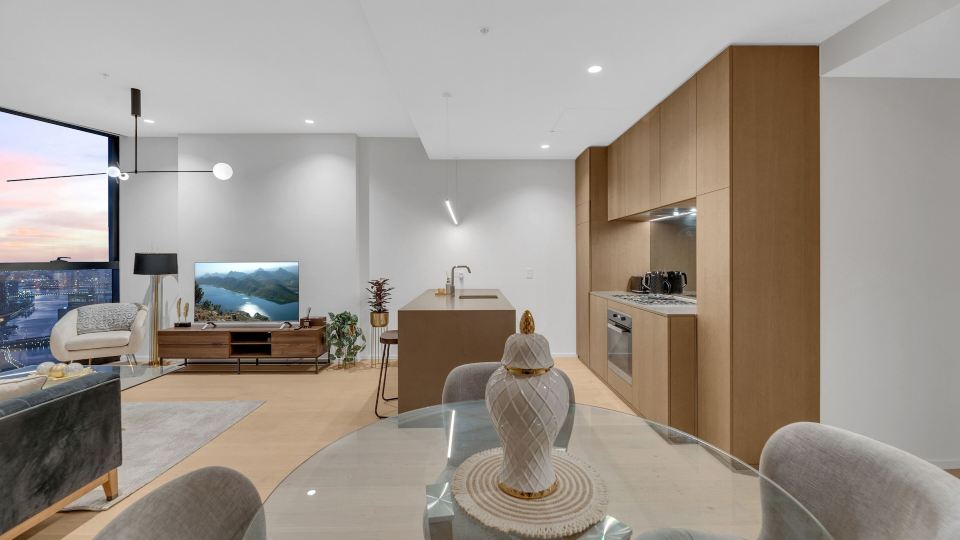 Melbourne Square Apartments