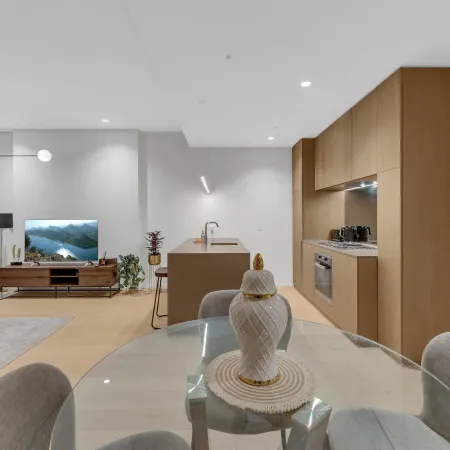 Melbourne Square Apartments
