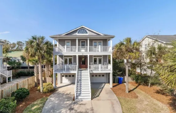 7 41st Avenue by Avantstay Private Pool, Near Beach