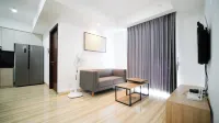 Exclusive and Spacey 3Br at Grand Sungkono Lagoon Apartment Hotels in Dukuhpakis