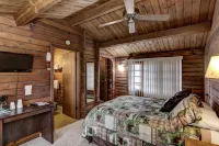 Rib Waters Inn - Motels