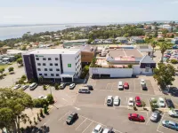Ibis Styles the Entrance - parking
