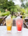 The Swan, Streatley, Berkshire - bar