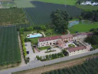 Belvivere Suites Hotels in Sona