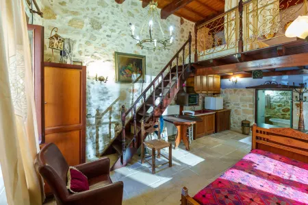 Traditional Cretan Houses,Agios Myronas Отели в г. Tilisos