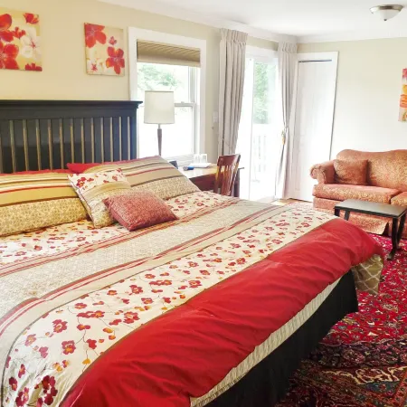 Cavendish Breeze Inn