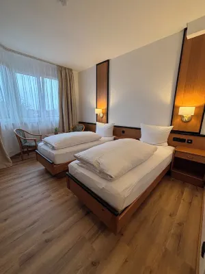 E&D Hotel Rodgau Hotels in der Nähe von Puiseauxplatz Rodgau