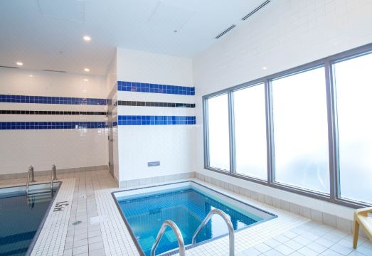 2. 샌드맨 호텔 캘..