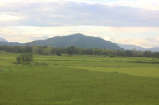 โรงแรมเลอ บาร์ ทาร์รี่ โรงแรมในอำเภอ ท่าลี่