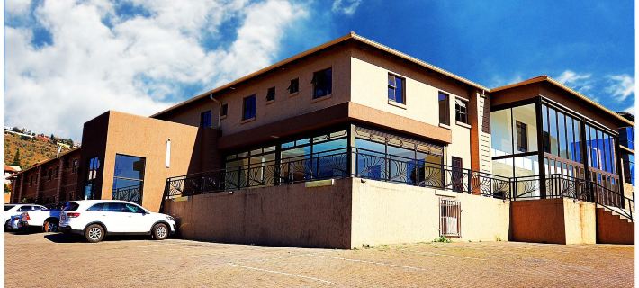 Eagle Nest Luxury Accommodation Hotels in Roodepoort