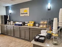 Days Inn by Wyndham Lawton - breakfast