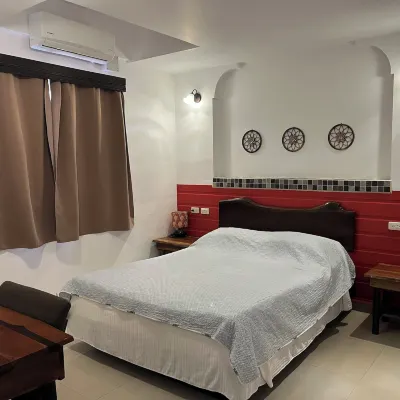 Easy Inn Hotel Hotels near Mirab Department Store
