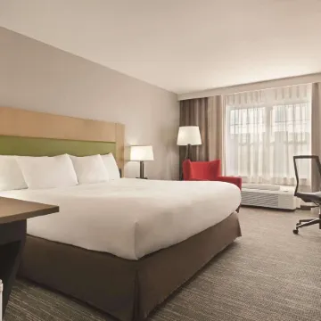 Country Inn & Suites by Radisson, Dubuque, IA