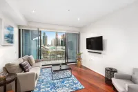 Melbourne Holiday Apartments Flinders Wharf Hotels near Melbourne Convention and Exhibition Centre (MCEC)