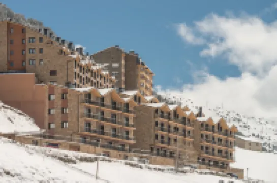 Pierre & Vacances Andorra Bordes D’Envalira โรงแรมใน
