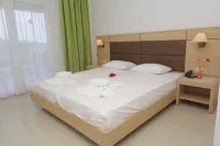 Hilltop Hotels in Chaniotis