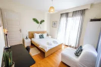 Green Coast Surf House Hotel di Esmoriz