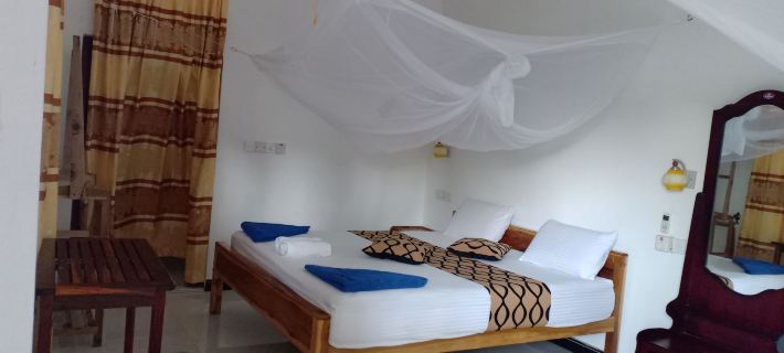 Surf & Sand Hotel Arugambay Hotele w: Arugam