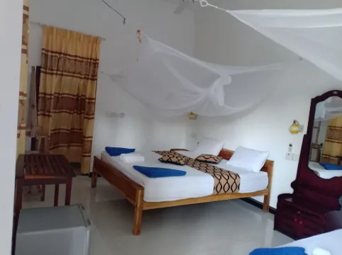 浪尖和沙灘酒店 - 阿魯幹姆灣