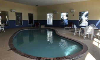 Days Inn & Suites by Wyndham Lordsburg