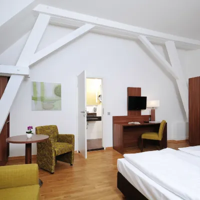 Bildungshaus St. Bernhard - Wohnen Und Tagen Hotel a Steinmauern