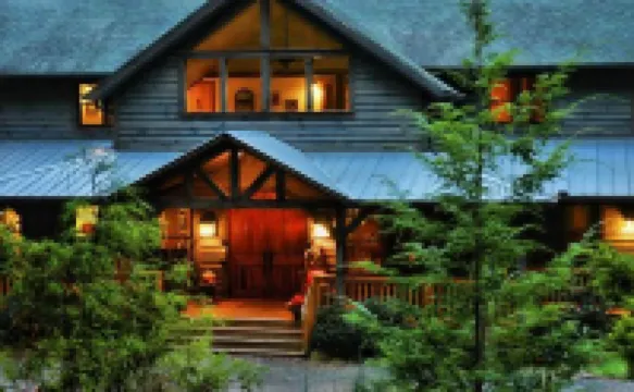 Bent Creek Lodge Bed & Breakfast