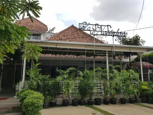 La Nostalgie Boutique Hotel