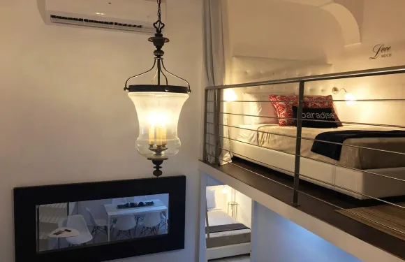 格拉迪奧拉斯 2104 酒店