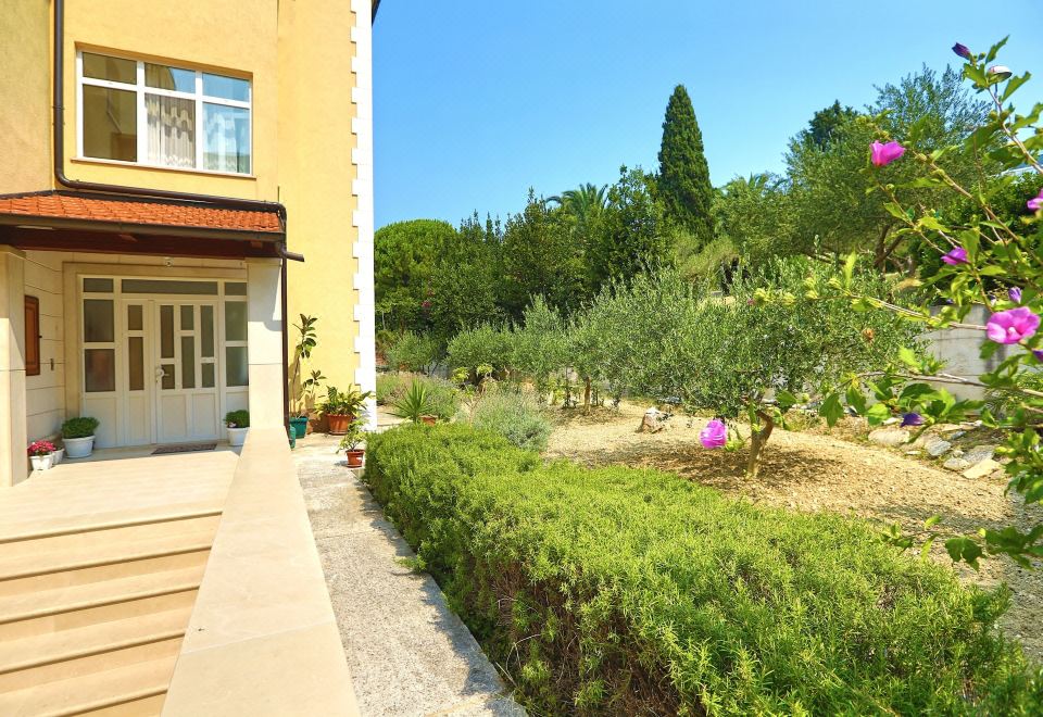 Hotel Villa Malisko, Exterior, Garden