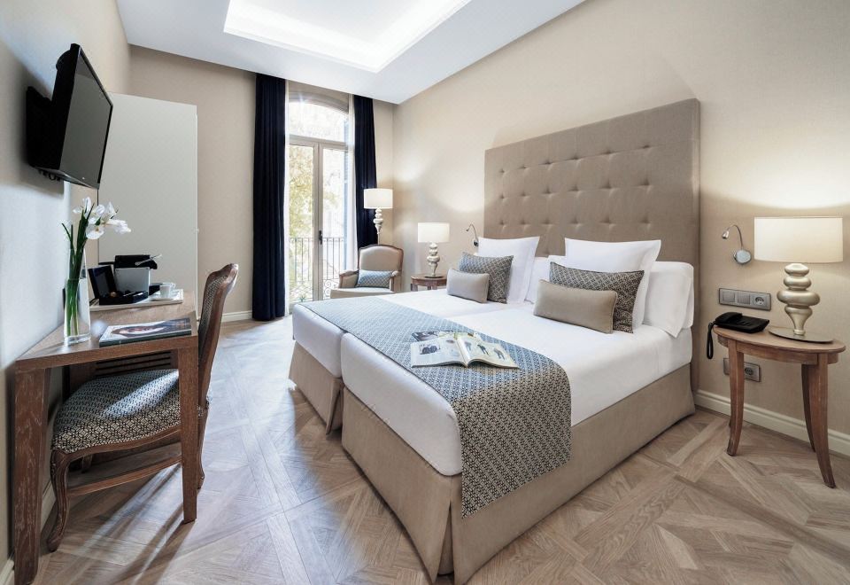 라마로 호텔 로비