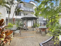 Beachside Mooloolaba Hotels near SEA LIFE Sunshine Coast Aquarium