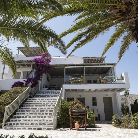Pnoi Hotel