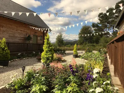 Faebuie Cottages Hotels near Aonach air Chrith