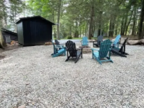 Cozy all season cabin w/ private boathouse & dock! 帕爾邁拉酒店