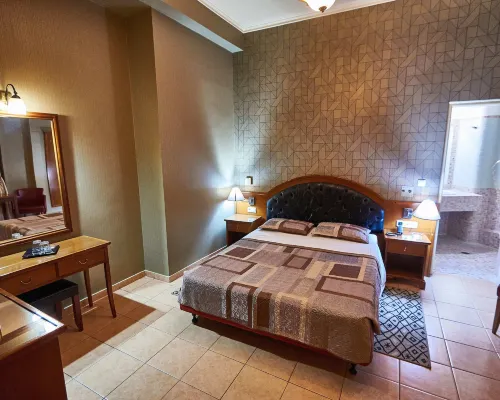 Exis Hotel Hotels near kipseli