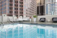 The Windsor Suites Philadelphia - Rooftop Pools