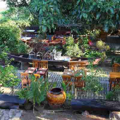 Salay River View Inn Hotel Exterior