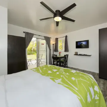 Hale 'Ohu Bed & Breakfast