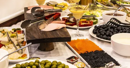 Atropat Old City Hotel Отели рядом с достопримечательностью «Площадь Фонтанов»