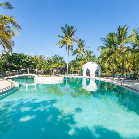Sun Palm Beach Resort