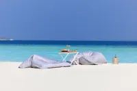 Emerald Faarufushi Resort & Spa - Deluxe All Inclusive - 5-Star