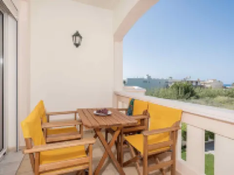 Artemis Apartments โรงแรมในStalos