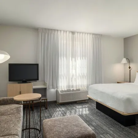 TownePlace Suites Detroit Dearborn ディアボーンのホテル