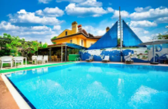 Dedeminn Garden Hotel