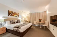 Central Cosmo Apartment Hotel Hotels in Taringa