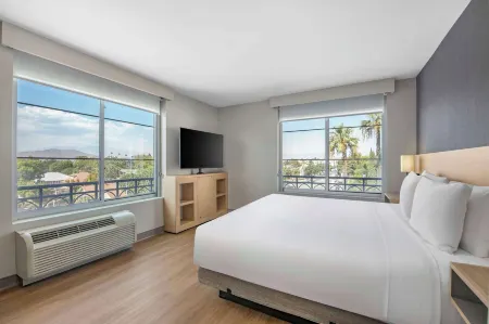 Hyatt Place Riverside Downtown Отели рядом с достопримечательностью «Калифорнийский университет в Риверсайде»