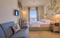Konstantina Studios فنادق في Alonnisos
