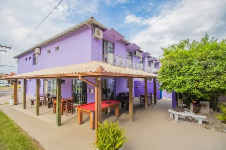 Pousada Santa Ana Отели рядом с достопримечательностью «Lagoinha do Leste»