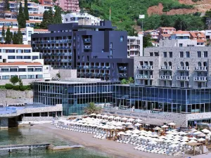 Avala Resort & Villas